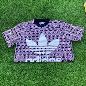 Adidas Originals geometric AOP logo cropped purple and white tee (XS)